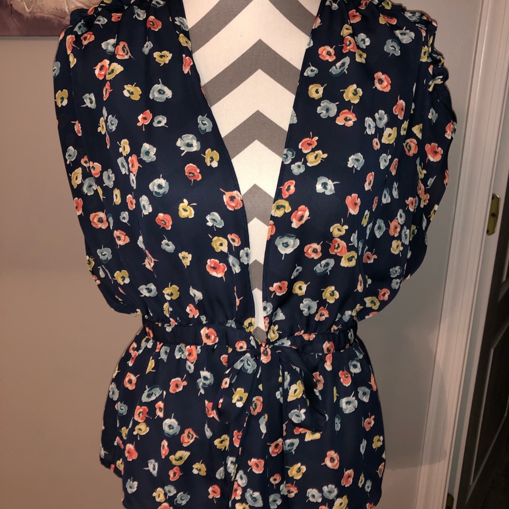 Lauren Conrad blouse